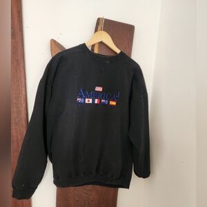 Vintage Crewneck AMERICA³  America's Cup' 1995 Nation Flags Size XL